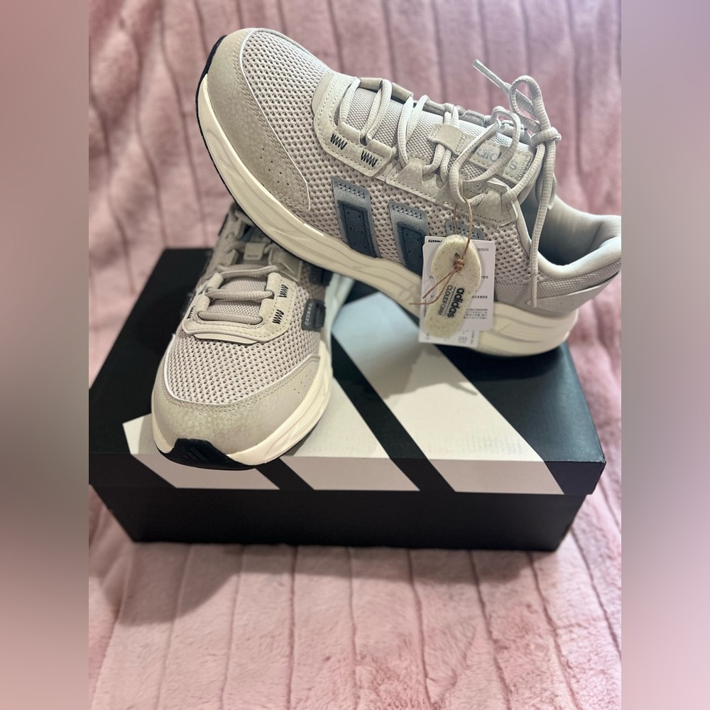 Adidas Astrastar Light Gray sneakers women’s